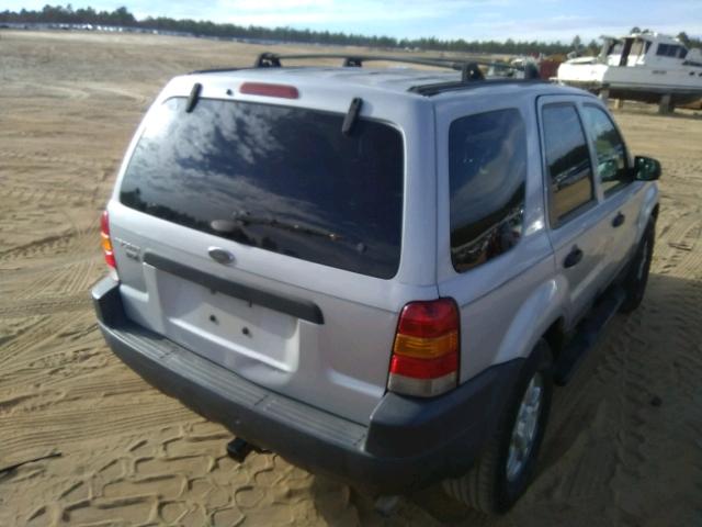 1FMYU03153KC35848 - 2003 FORD ESCAPE XLT SILVER photo 4