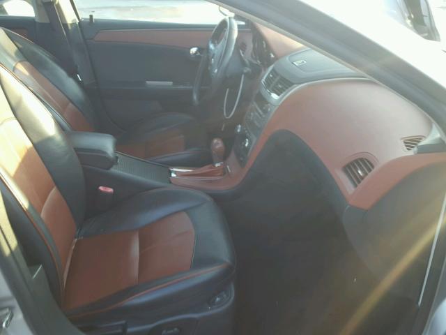 1G1ZK57798F246984 - 2008 CHEVROLET MALIBU LTZ 银色 照片 5