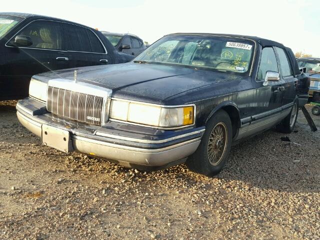 1LNCM82WXMY647543 - 1991 LINCOLN TOWN CAR S BLUE photo 2