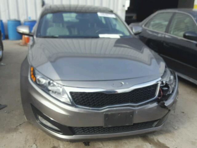 5XXGN4A7XDG099496 - 2013 KIA OPTIMA EX CHARCOAL photo 9