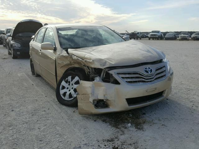 4T1BF3EK0BU156033 - 2011 TOYOTA CAMRY BASE GOLD photo 1