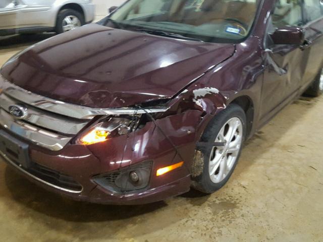 3FAHP0HA7CR435992 - 2012 FORD FUSION SE MAROON photo 9