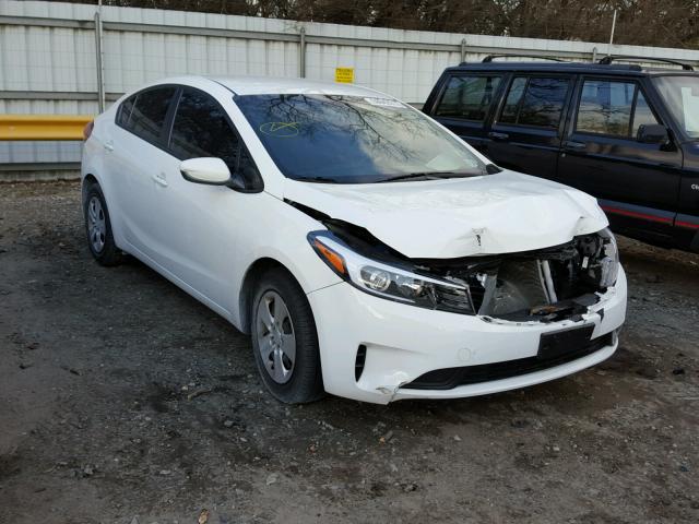 3KPFK4A78HE070064 - 2017 KIA FORTE LX WHITE photo 1