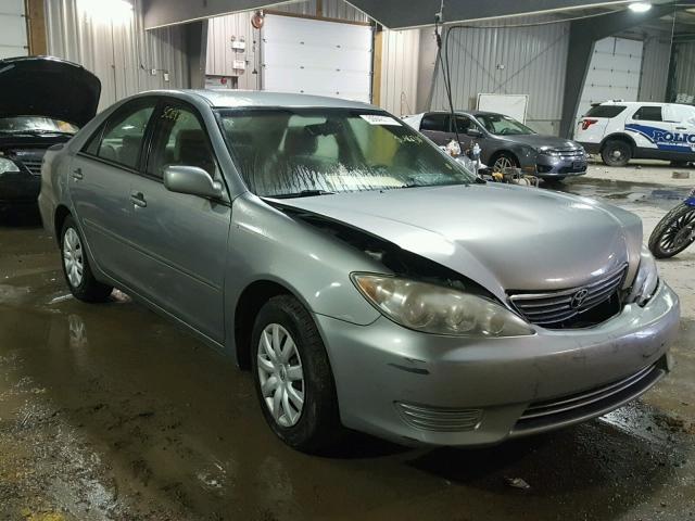 4T1BE30K85U545842 - 2005 TOYOTA CAMRY LE SILVER photo 1