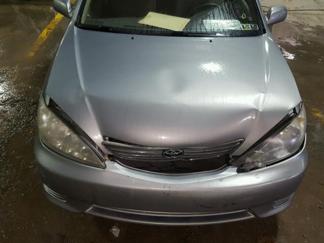 4T1BE30K85U545842 - 2005 TOYOTA CAMRY LE SILVER photo 7