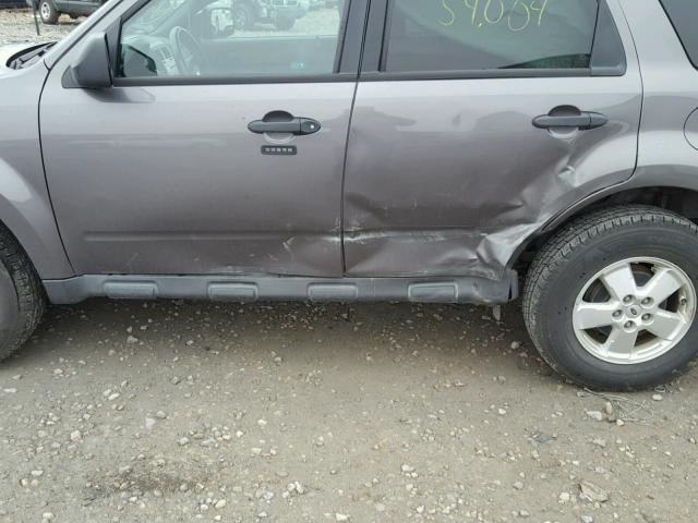 1FMCU0D76CKA14014 - 2012 FORD ESCAPE XLT GRAY photo 9