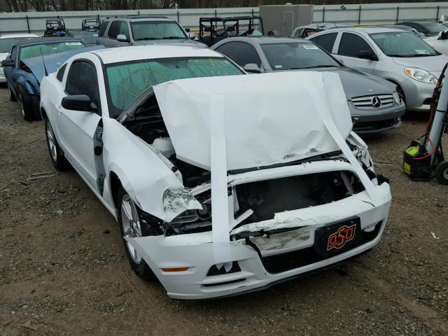 1ZVBP8AM3E5311224 - 2014 FORD MUSTANG WHITE photo 1