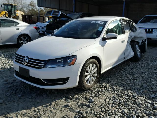 1VWAT7A34FC048540 - 2015 VOLKSWAGEN PASSAT S WHITE photo 2