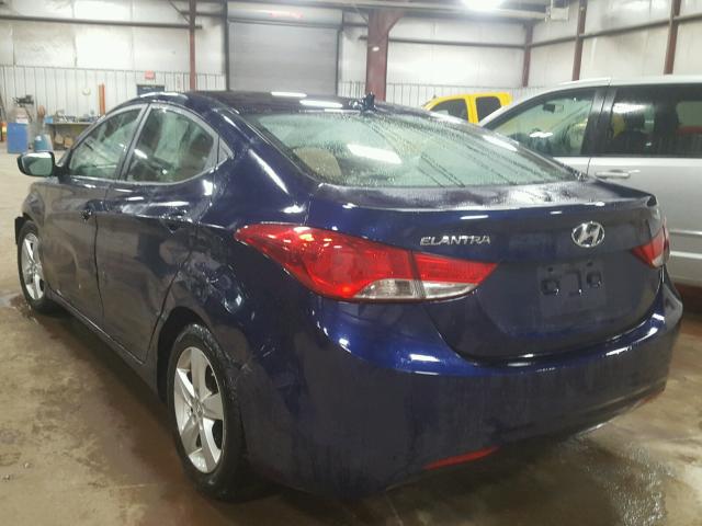 5NPDH4AEXDH293278 - 2013 HYUNDAI ELANTRA GL BLUE photo 3