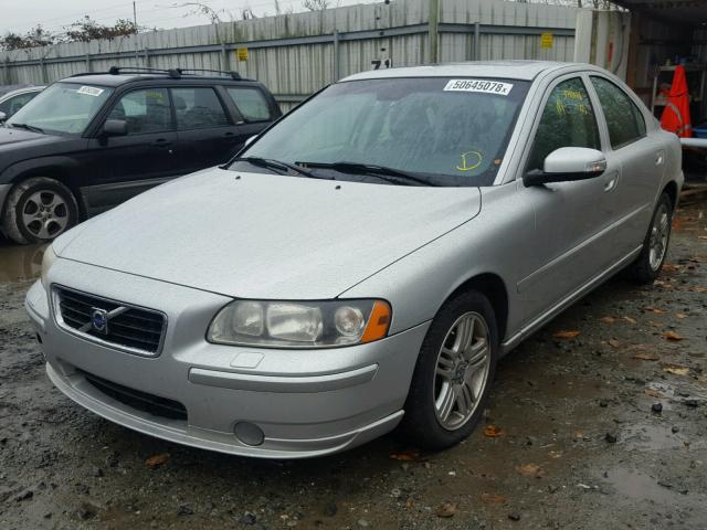 YV1RS592672627409 - 2007 VOLVO S60 2.5T SILVER photo 2