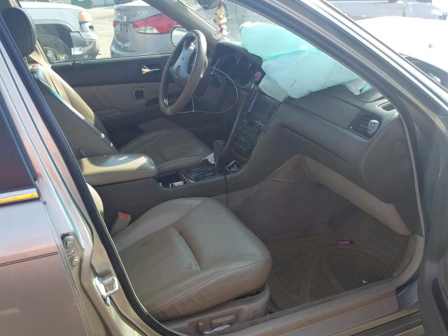 JH4KA96622C013953 - 2002 ACURA 3.5RL GOLD photo 5