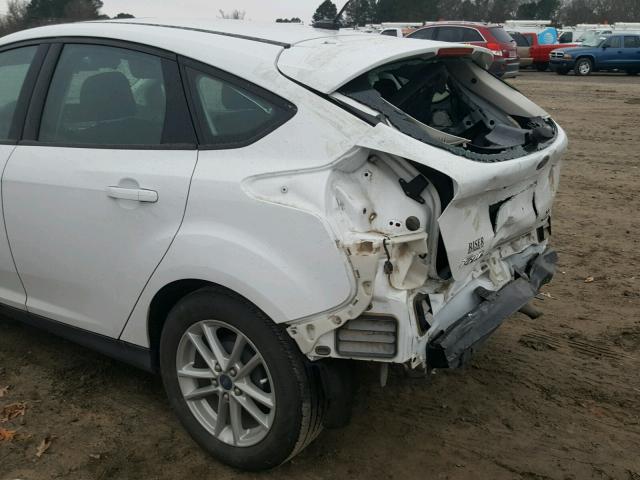 1FADP3K27GL217038 - 2016 FORD FOCUS SE WHITE photo 9