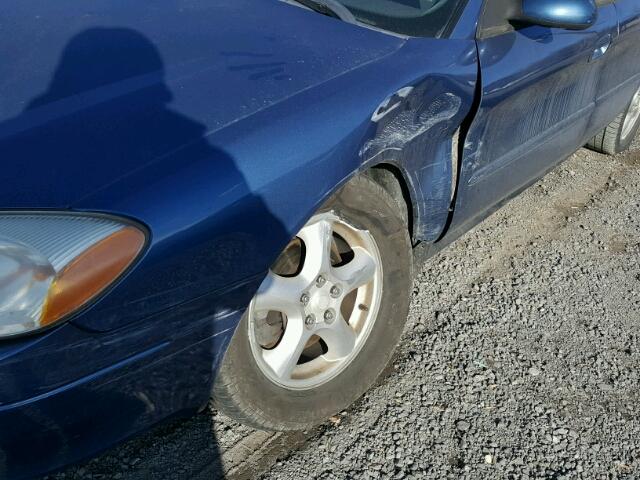 1FAFP53U12A147822 - 2002 FORD TAURUS SE BLUE photo 9