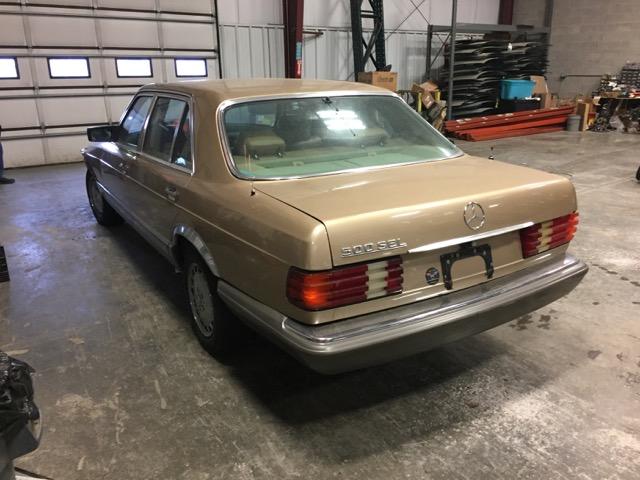 WDBCA37D4FA132376 - 1985 MERCEDES-BENZ 500 SEL TAN photo 3