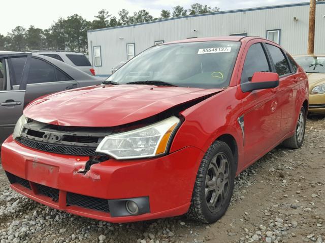 1FAHP35N78W198210 - 2008 FORD FOCUS SE RED photo 2