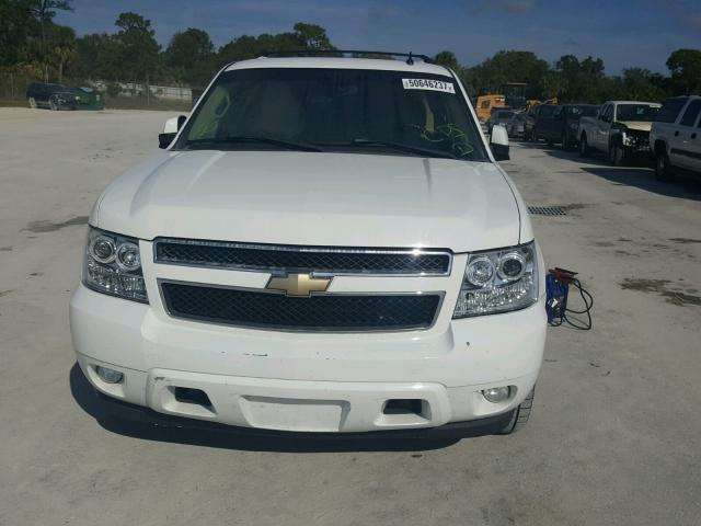 3GNFC16067G189779 - 2007 CHEVROLET SUBURBAN C WHITE photo 9