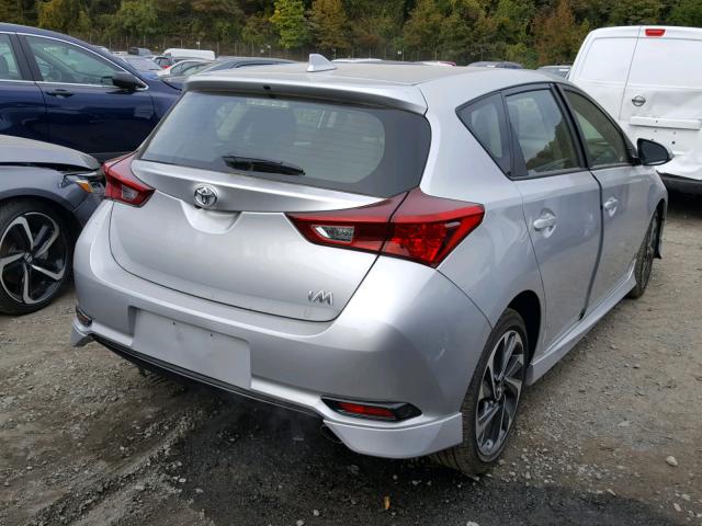 JTNKARJE6JJ560911 - 2018 TOYOTA COROLLA IM SILVER photo 4