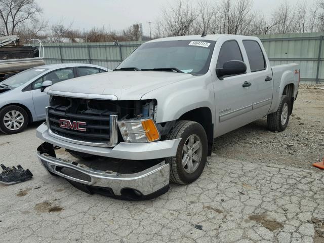 3GTP2VE32BG360359 - 2011 GMC SIERRA K15 SILVER photo 2