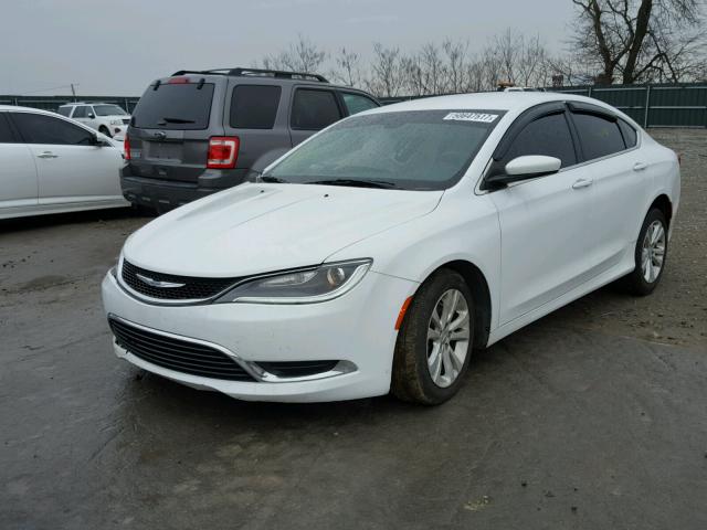 1C3CCCAB1FN613900 - 2015 CHRYSLER 200 LIMITE WHITE photo 2