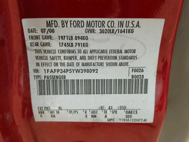 1FAFP34P5YW398092 - 2000 FORD FOCUS SE RED photo 10