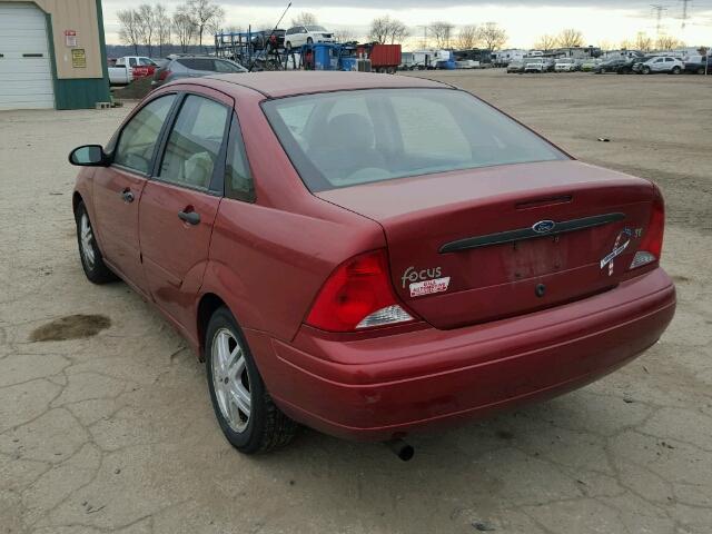 1FAFP34P5YW398092 - 2000 FORD FOCUS SE RED photo 3