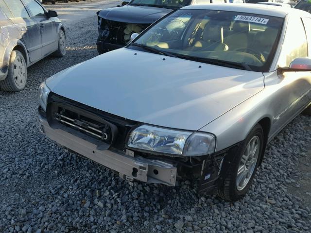 YV1TS59H241379011 - 2004 VOLVO S80 2.5T SILVER photo 10