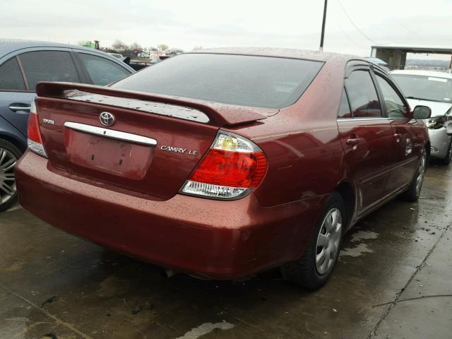 4T1BE32K45U399386 - 2005 TOYOTA CAMRY LE RED photo 4