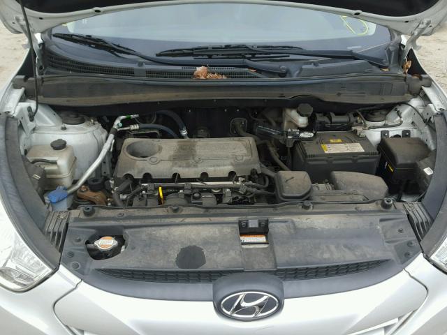 KM8JUCAC8CU533547 - 2012 HYUNDAI TUCSON GLS SILVER photo 7