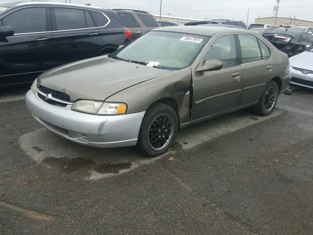 1N4DL01D9WC215108 - 1998 NISSAN ALTIMA XE GOLD photo 2