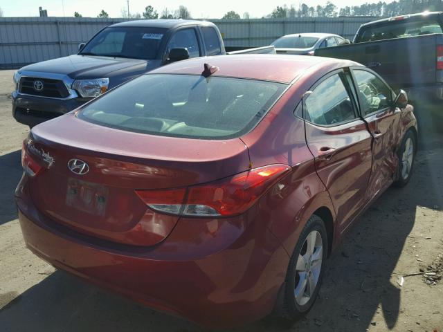 5NPDH4AE7DH191825 - 2013 HYUNDAI ELANTRA GL RED photo 4