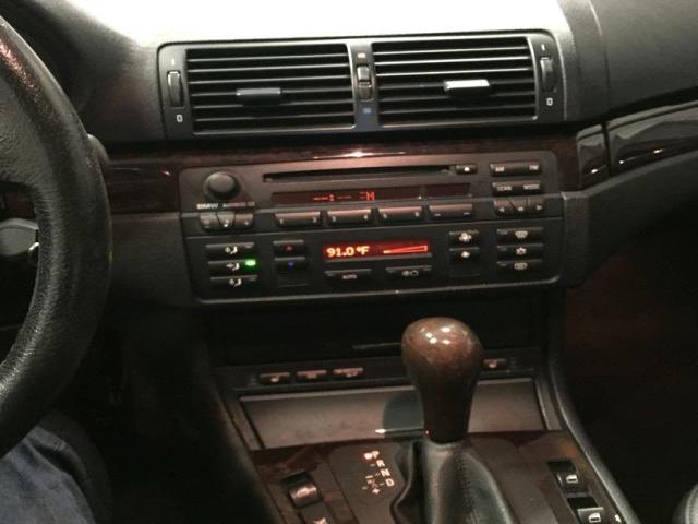 WBAEU33434PR11492 - 2004 BMW 325 XI SILVER photo 9