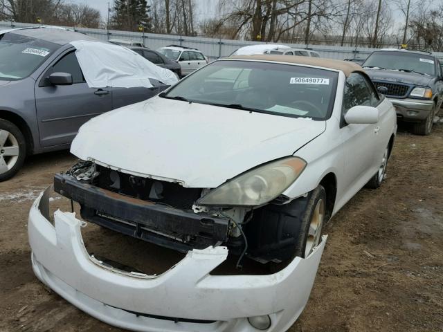 4T1FA38P06U096039 - 2006 TOYOTA CAMRY SOLA WHITE photo 2