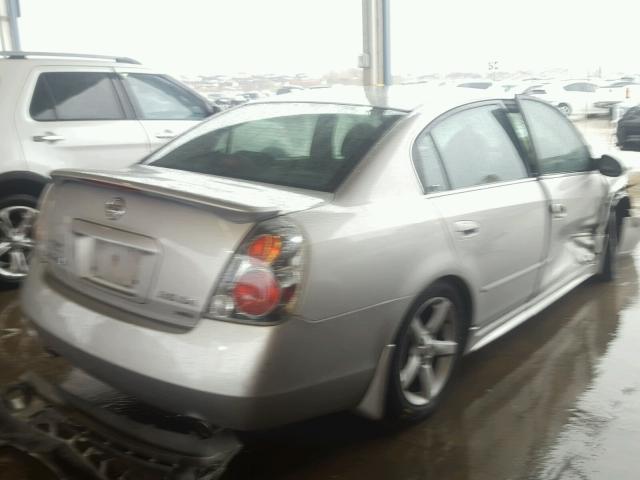 1N4BL11D75N452082 - 2005 NISSAN ALTIMA SE SILVER photo 4