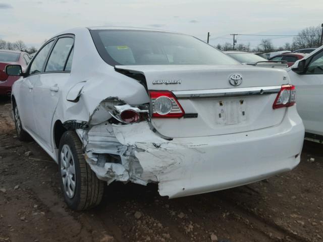 2T1BU4EE3BC712259 - 2011 TOYOTA COROLLA BA WHITE photo 9