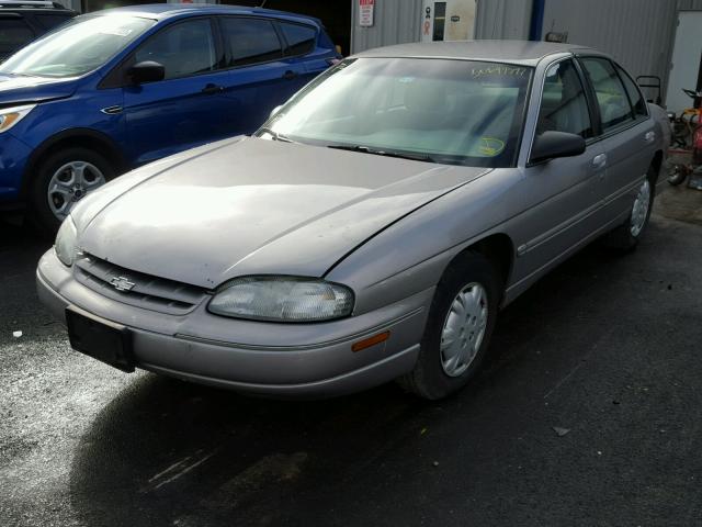 2G1WL52M9V1178735 - 1997 CHEVROLET LUMINA BAS 银色 照片 2