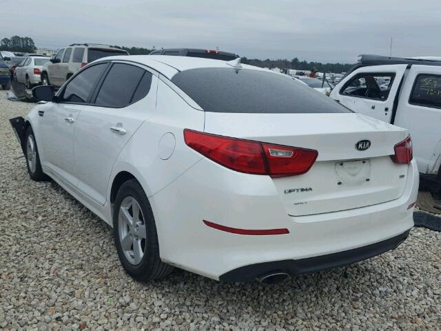 KNAGM4A79F5641338 - 2015 KIA OPTIMA LX WHITE photo 3