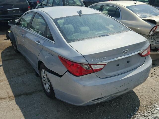 5NPEB4AC1BH289606 - 2011 HYUNDAI SONATA GLS SILVER photo 3