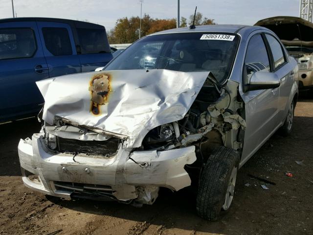 KL1TD56EX9B340802 - 2009 CHEVROLET AVEO LS SILVER photo 2