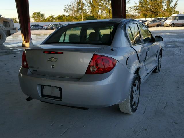 1G1AK55F077411420 - 2007 CHEVROLET COBALT LS SILVER photo 4