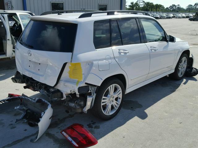 WDCGG5HB5FG347847 - 2015 MERCEDES-BENZ GLK 350 WHITE photo 4