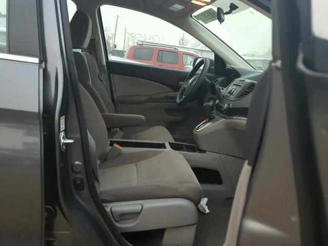 2HKRM4H32EH636205 - 2014 HONDA CR-V LX GRAY photo 5