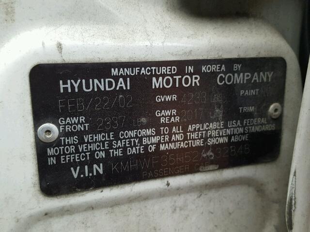 KMHWF35H52A632848 - 2002 HYUNDAI SONATA GLS WHITE photo 10