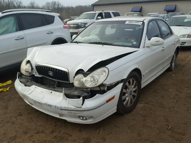 KMHWF35H52A632848 - 2002 HYUNDAI SONATA GLS WHITE photo 2