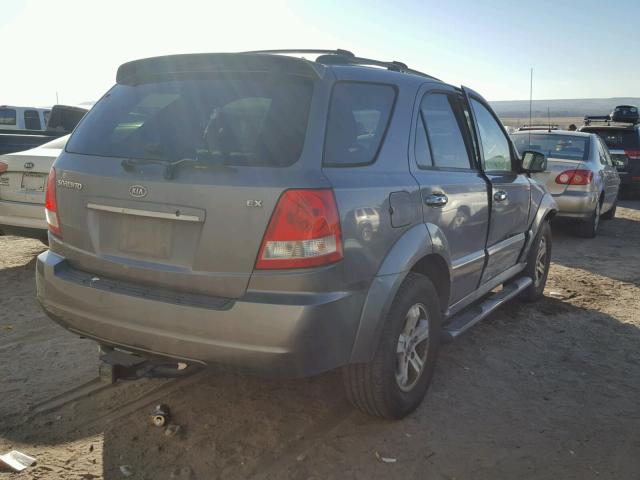 KNDJC733655350365 - 2005 KIA SORENTO EX GRAY photo 4