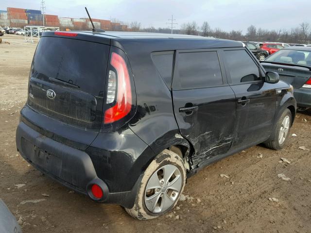 KNDJN2A24E7111280 - 2014 KIA SOUL BLACK photo 4