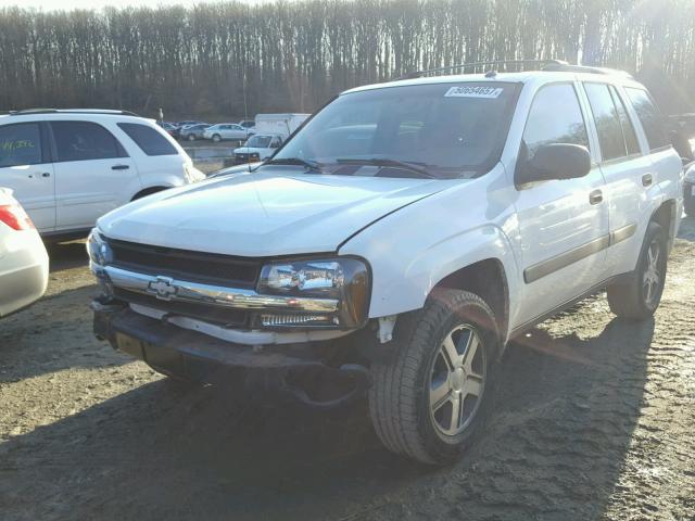 1GNDS13S252307655 - 2005 CHEVROLET TRAILBLAZE WHITE photo 2