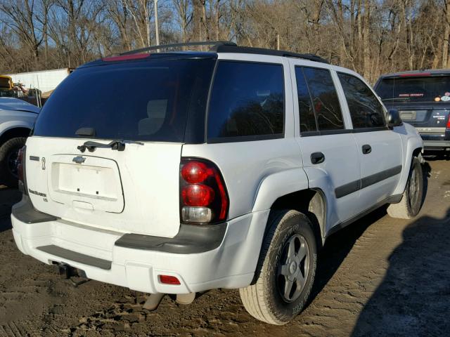 1GNDS13S252307655 - 2005 CHEVROLET TRAILBLAZE WHITE photo 4