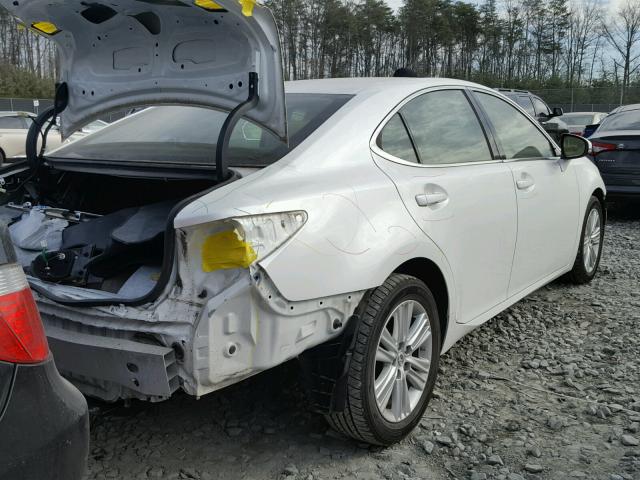 JTHBK1GG2D2006158 - 2013 LEXUS ES 350 WHITE photo 4