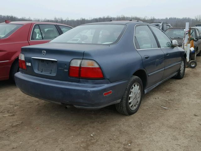 1HGCD5656TA177752 - 1996 HONDA ACCORD EX BLUE photo 4