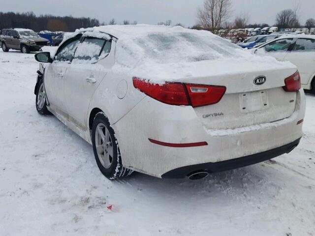 KNAGM4A73F5547441 - 2015 KIA OPTIMA LX WHITE photo 3